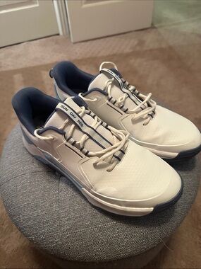 Sun day red Presidio Men’s Athletic Sneakers in White with Navy Trim
